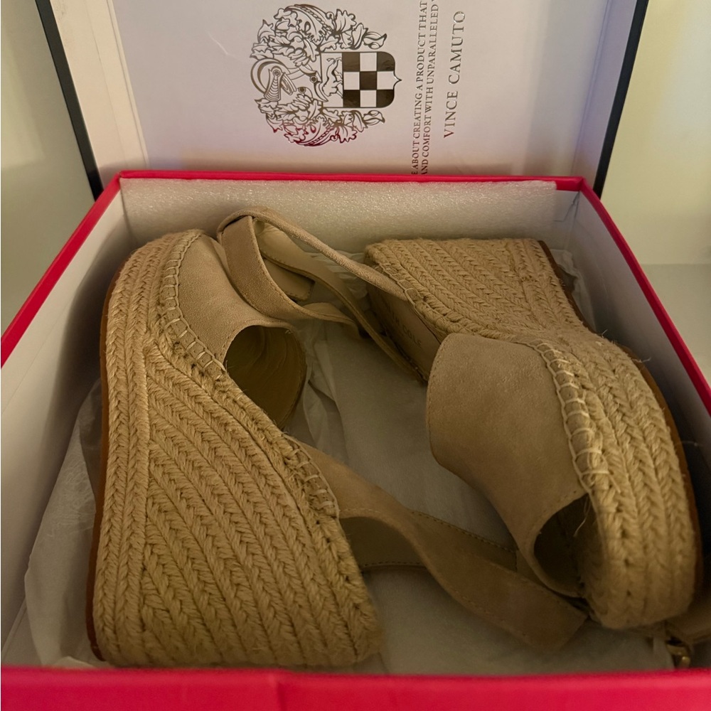Kenneth Cole Beige Espadrille Wedges